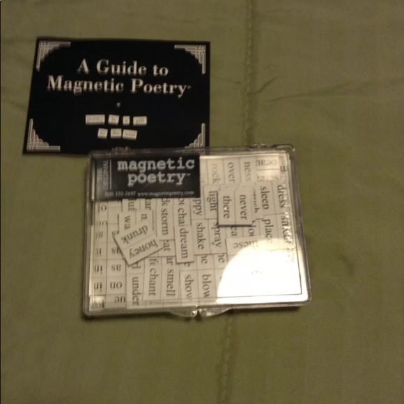 A Guide To Magnetic Poetry Refrigerator Magnets - Picture 1 of 2
